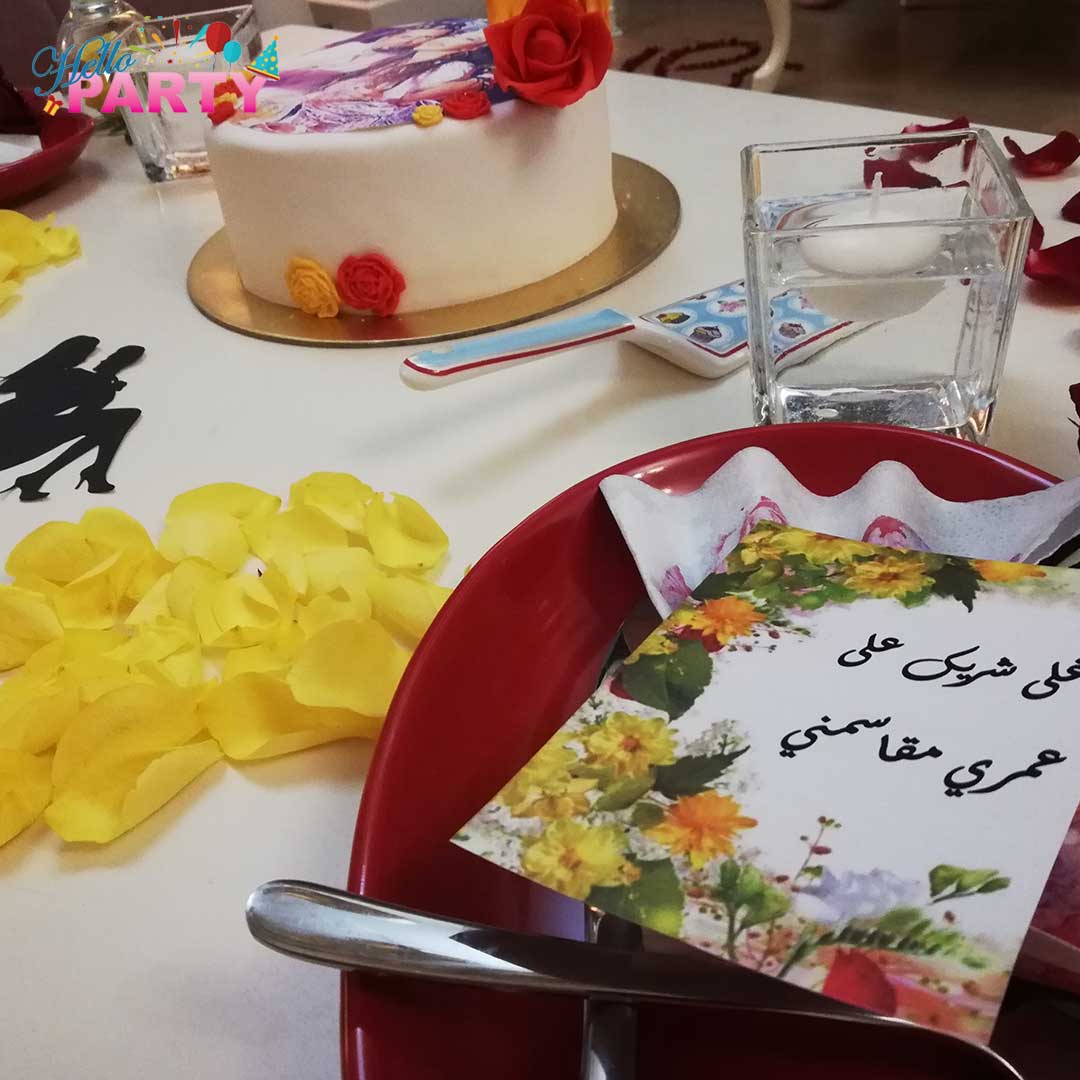 رومنسية-ورد طبيعي-ورد صناعي-ورق الورد-شمع-شموع-زوج-زوجة-راحة-استرخاء-أجواء رومنسية-يعشقها-عشق - بلاد الغربة-اوربا-كندا-اهتمام-حماسة-حب-غرام-موعد-أسئلة-يتحدث كثيراً-خجل-تردد-ارتباط-سعيد-النية الصافية-الصادقة-الاهتمام المتبادل-تنظيم-حفلات-و-مناسبات-في-