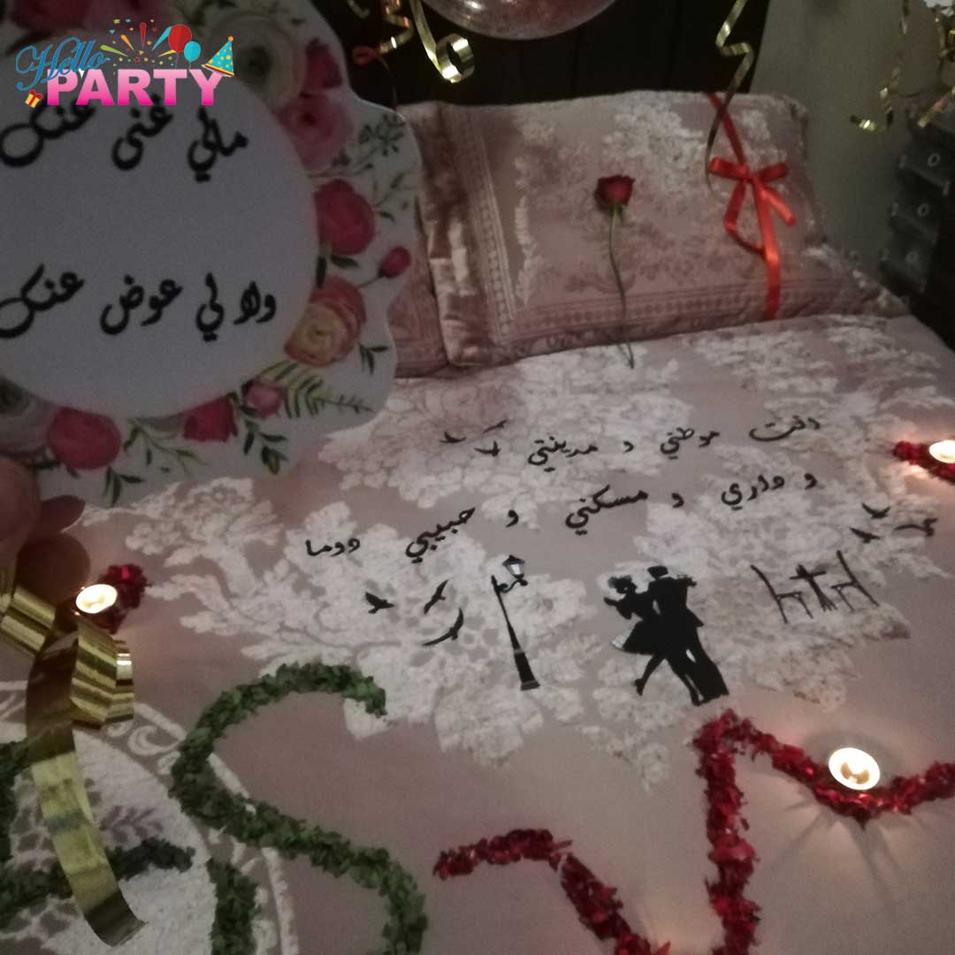 رومنسية-ورد طبيعي-ورد صناعي-ورق الورد-شمع-شموع-زوج-زوجة-راحة-استرخاء-أجواء رومنسية-يعشقها-عشق - بلاد الغربة-اوربا-كندا-اهتمام-حماسة-حب-غرام-موعد-أسئلة-يتحدث كثيراً-خجل-تردد-ارتباط-سعيد-النية الصافية-الصادقة-الاهتمام المتبادل-تنظيم-حفلات-و-مناسبات-في-